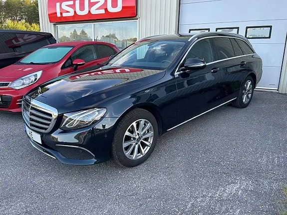 Mercedes-Benz E220