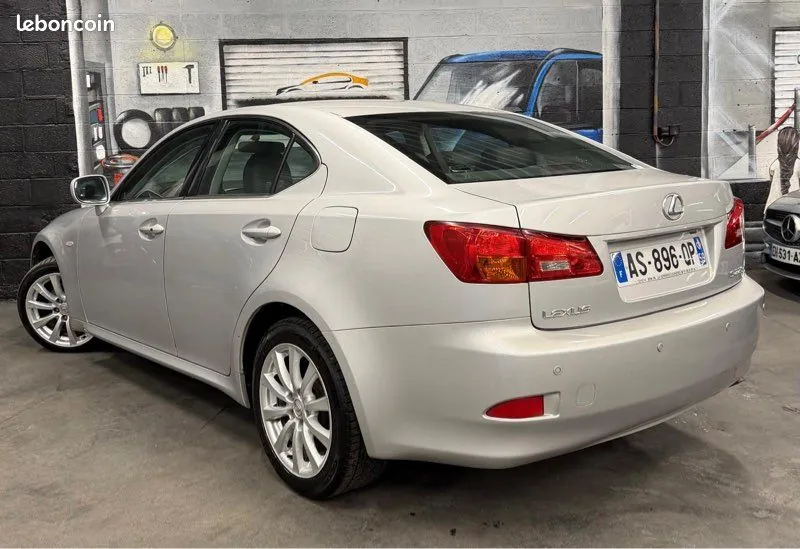 Lexus Is 2007 photo 4