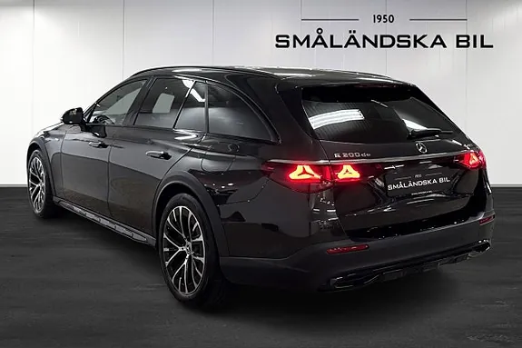 Mercedes-Benz E300 De 2025 photo 3
