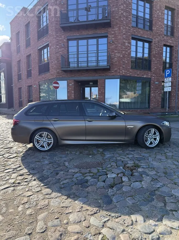 BMW 530 2015 photo 4