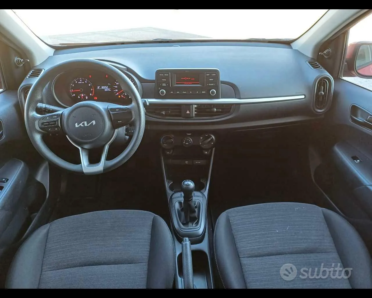Kia Picanto 2023 photo 5