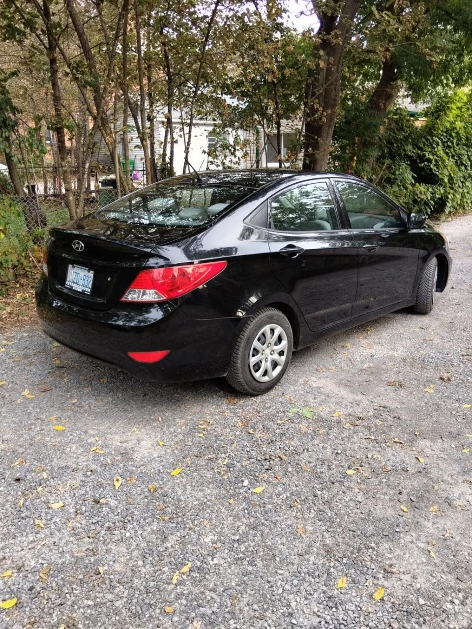 Hyundai Accent 2012 photo 2