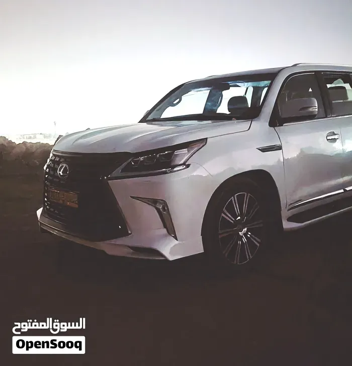 Lexus Lx 570 2011 photo 3