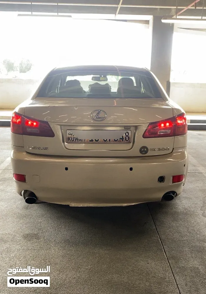 Lexus Is 300 2006 photo 4