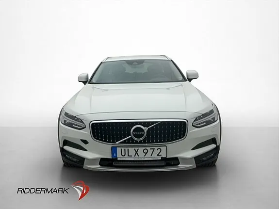 Volvo V90 Cross Country 2018 photo 2