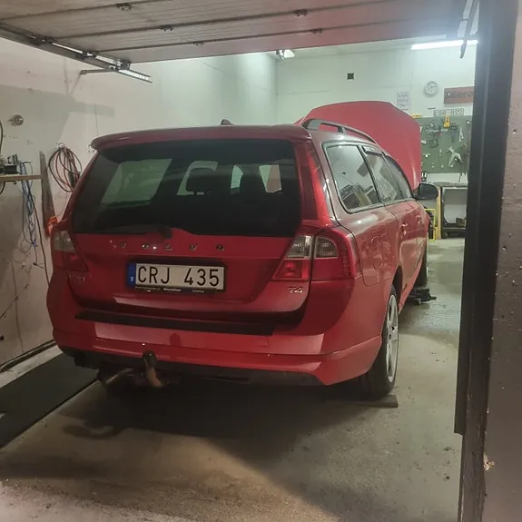 Volvo V70 2011 photo 2