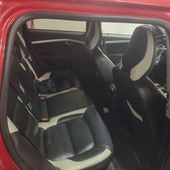 Volvo V70 2011 photo 5