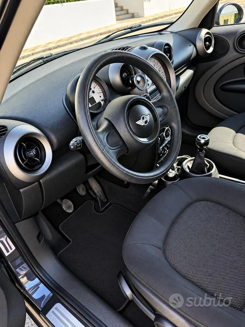 Mini Countryman 2012 photo 4