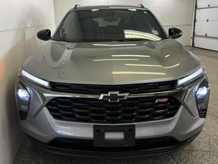 Chevrolet Trax 2025 photo 2