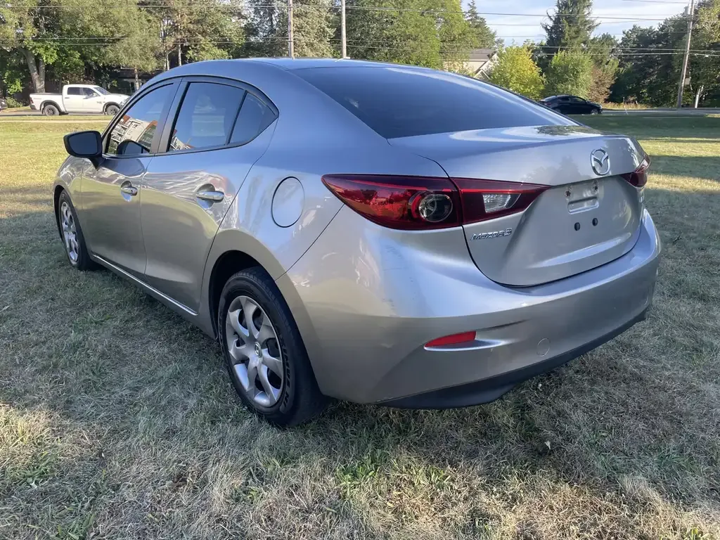 Mazda 3 2015 photo 4