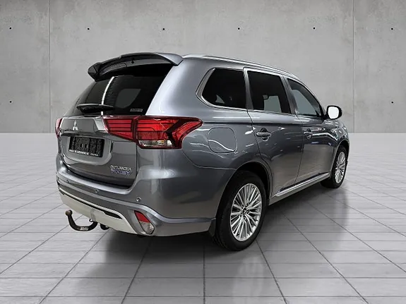 Mitsubishi Outlander 2019 photo 3