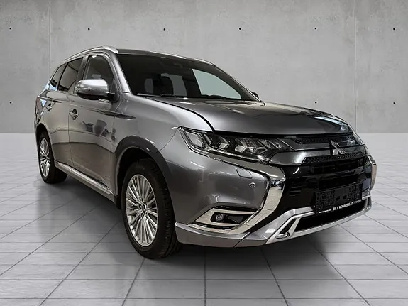 Mitsubishi Outlander 2019 photo 2