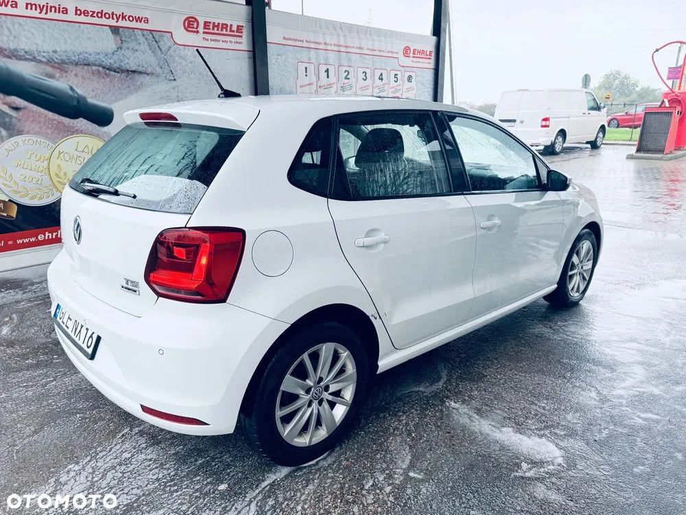 Volkswagen Polo 2016 photo 3