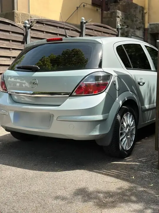 Opel Astra H