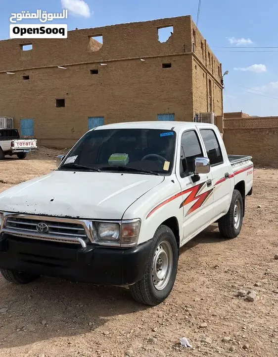 Toyota Hilux 1997 photo 4