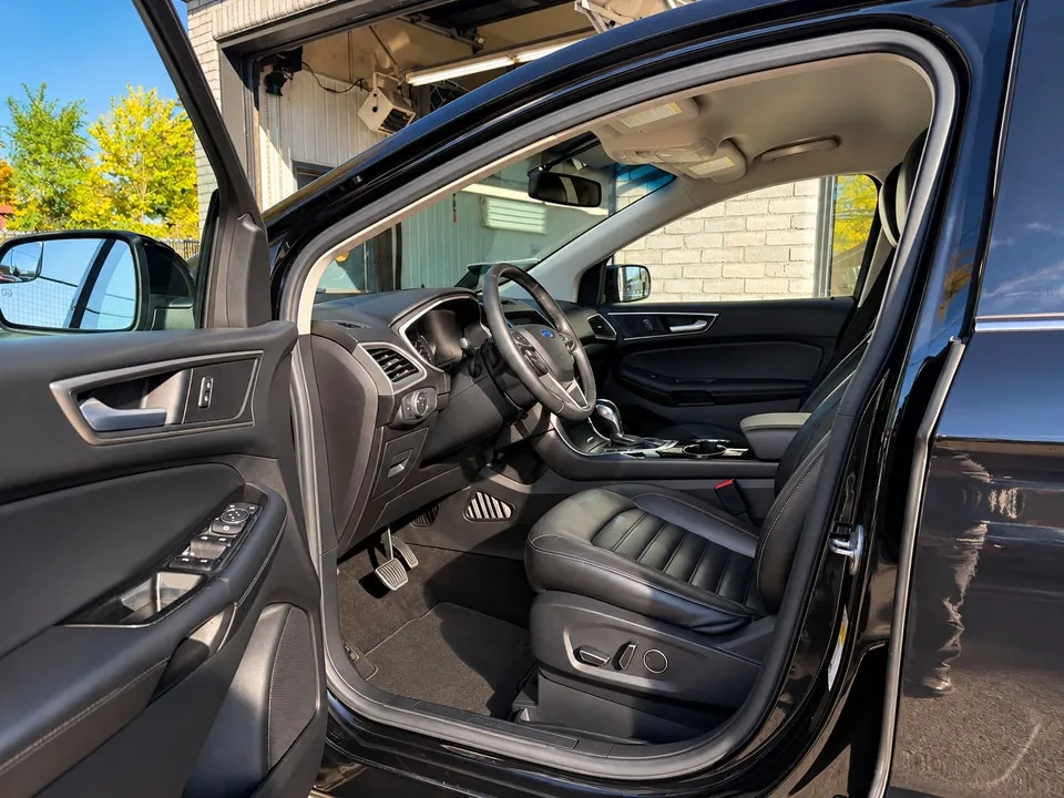 Ford Edge 2016 photo 2