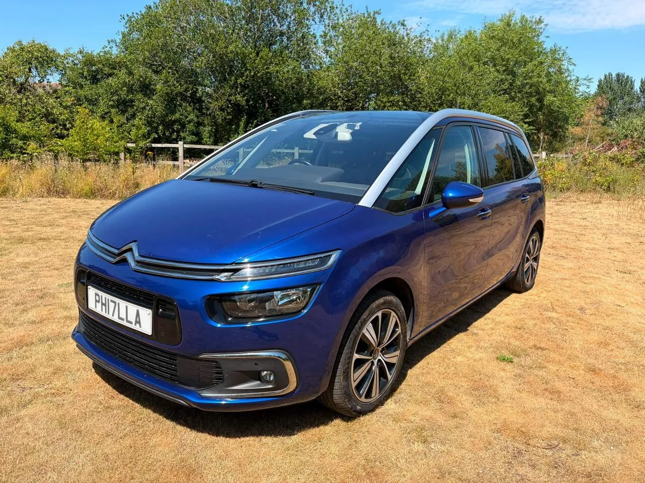 Citroen Grand C4 Picasso 2017 photo 3