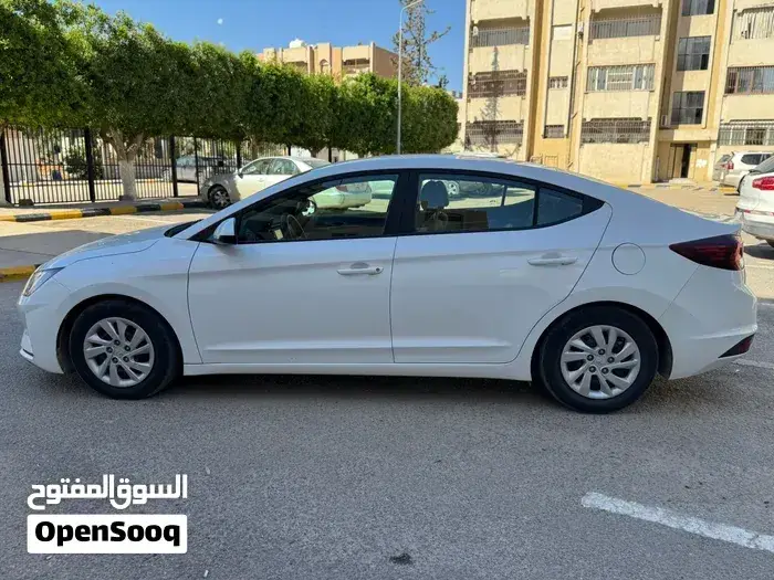 Hyundai Elantra 2020 photo 4