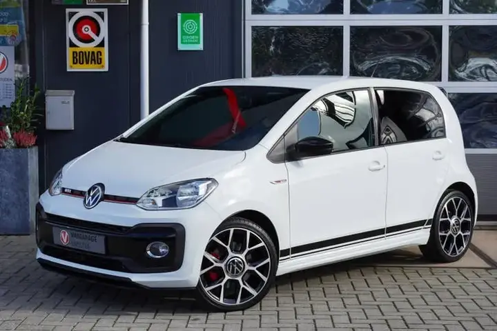 Volkswagen Up 2020 photo 2