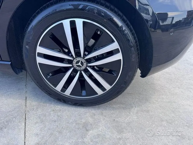 Mercedes-Benz A-Class 2019 photo 5