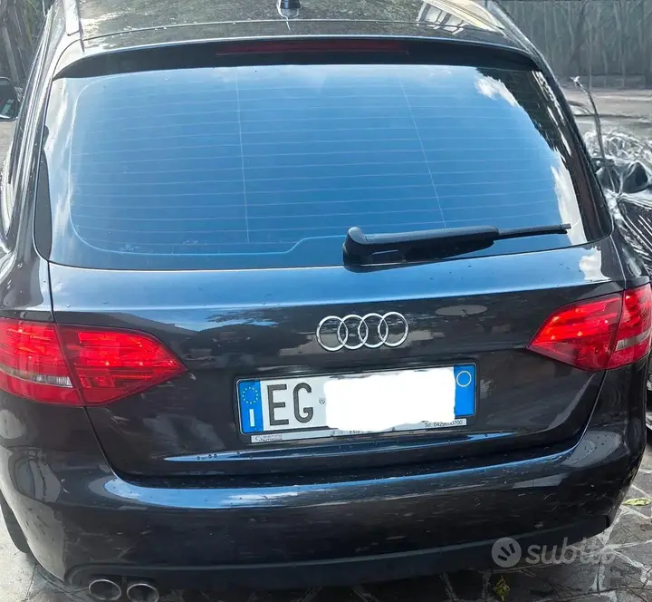 Audi A4 2009 photo 4