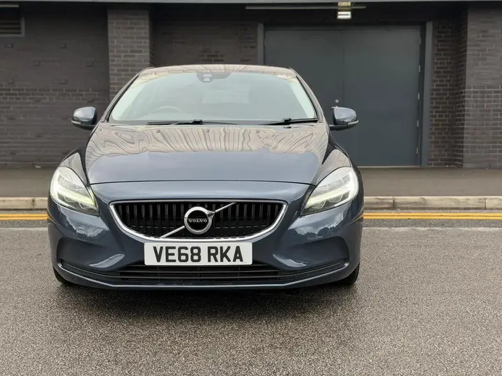 Volvo V40 2018 photo 4
