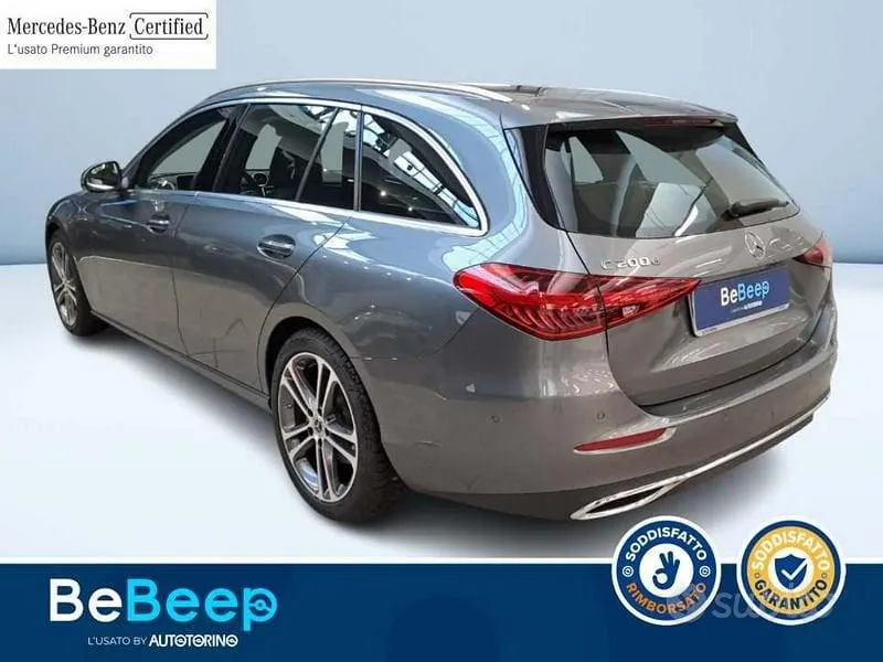 Mercedes-Benz C-Class 2025 photo 5