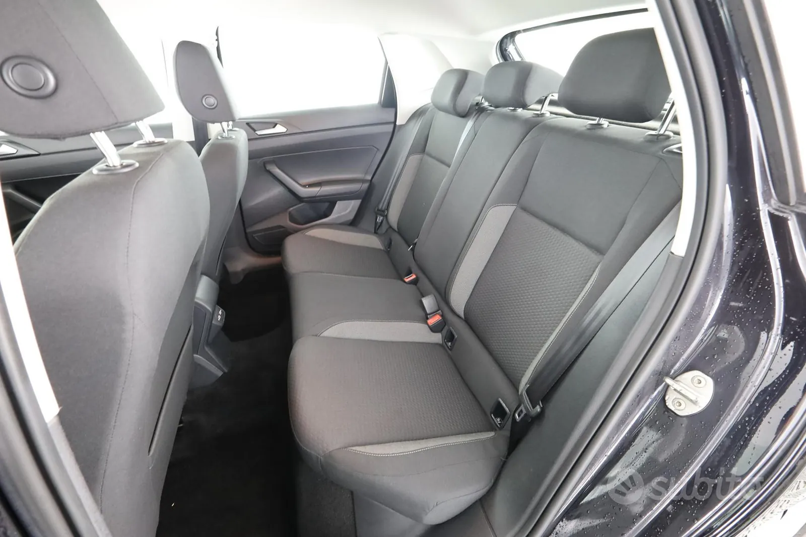 Volkswagen Polo 2023 photo 3