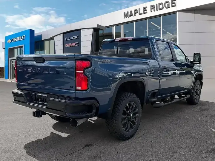 Chevrolet Silverado 3500 2026 photo 5