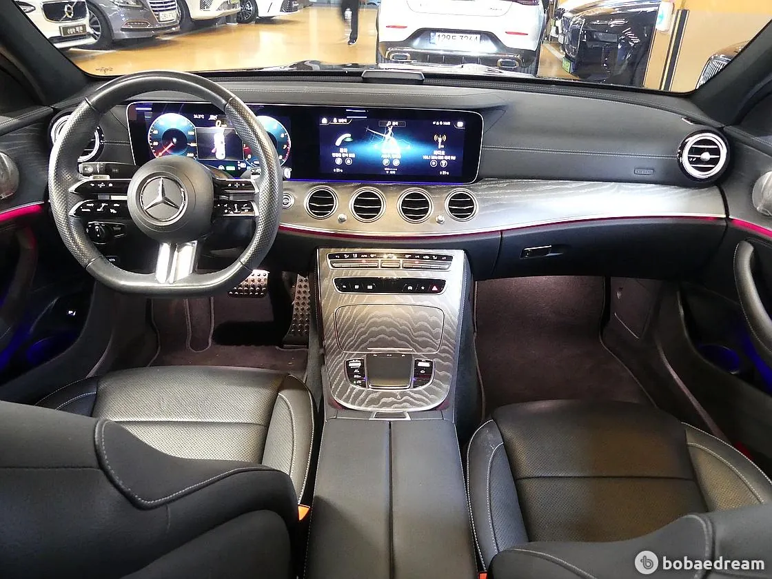 Mercedes-Benz E350 2023 photo 4
