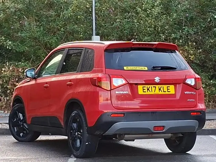 Suzuki Vitara 2017 photo 2