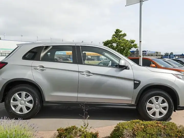 Mitsubishi Rvr 2026 photo 5
