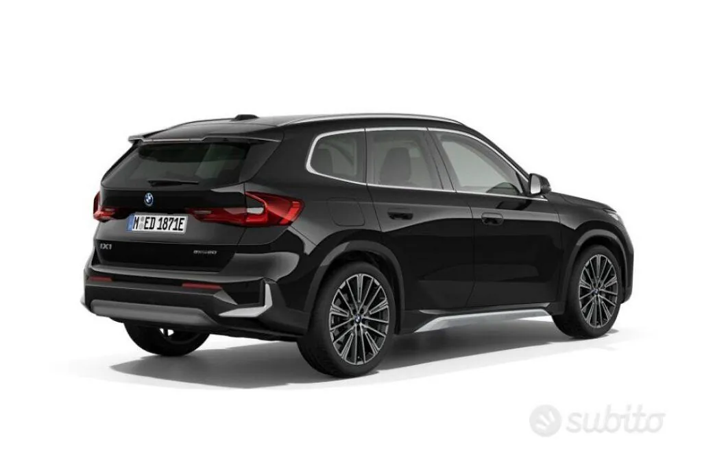 BMW Ix1 2023 photo 2