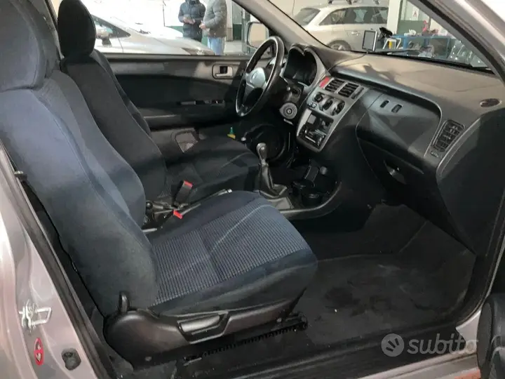 Honda Hr-V 2002 photo 4