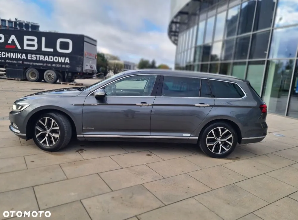 Volkswagen Passat 2016 photo 2