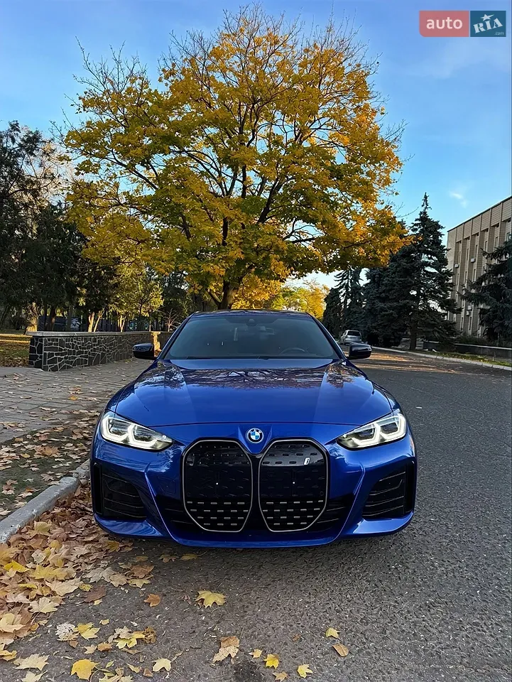 BMW I4 2022 photo 3