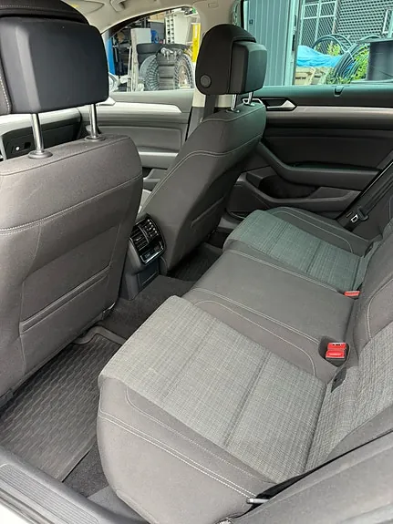 Volkswagen Passat 2021 photo 3