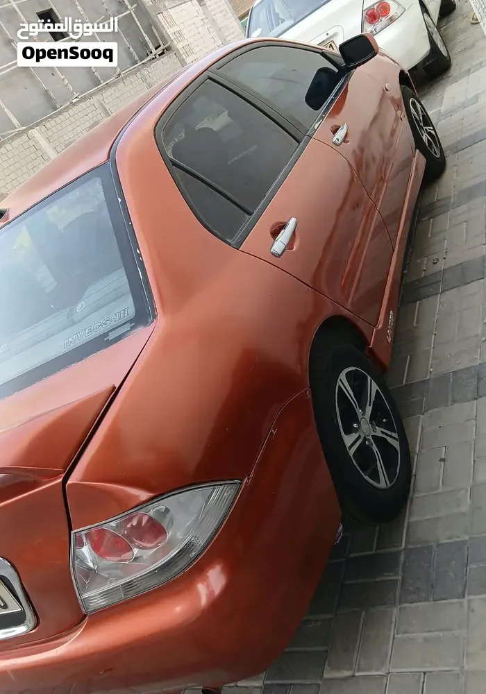 Mitsubishi Lancer 2004 photo 2