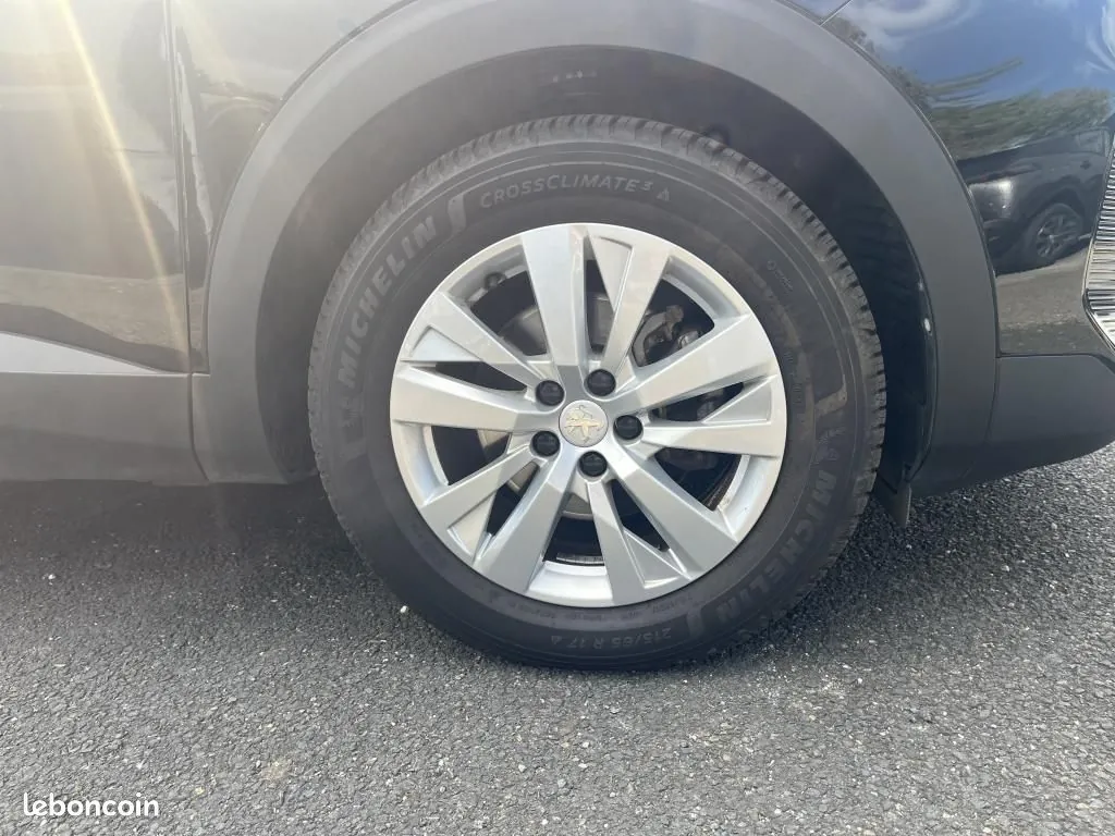 Peugeot 3008 2022 photo 3