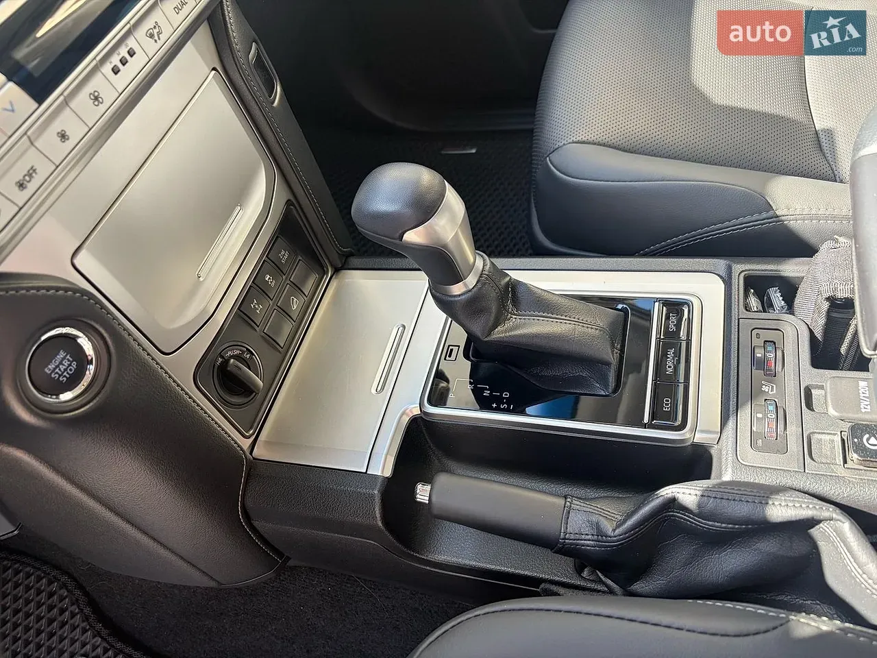 Toyota Land Cruiser Prado 2022 photo 5