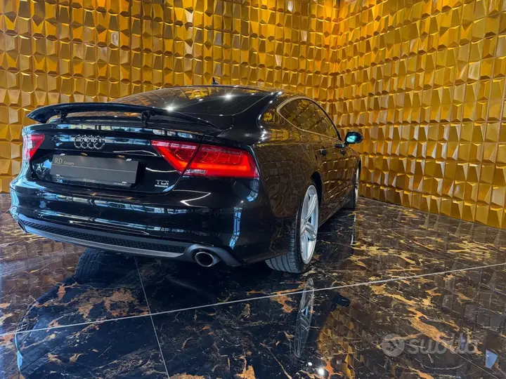 Audi A7 2011 photo 5