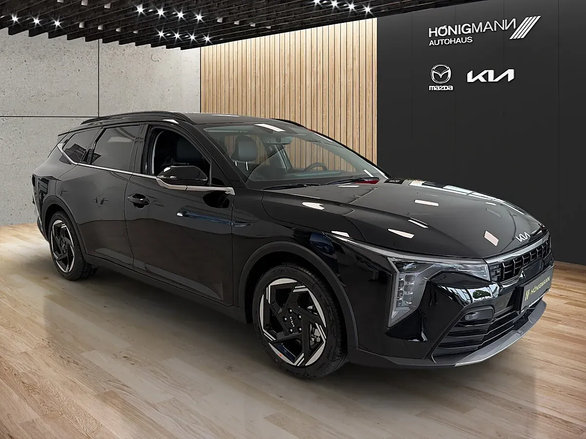 Kia K4 photo 3