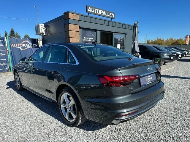 Audi A4 2023 photo 3