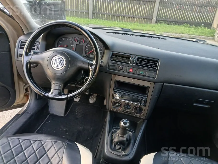 Volkswagen Bora 2000 photo 5