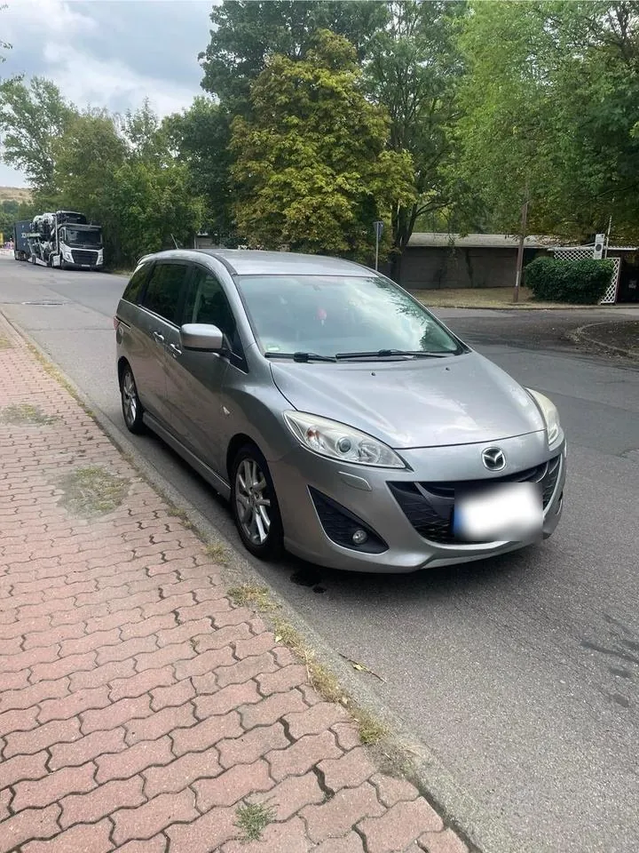 Mazda 5