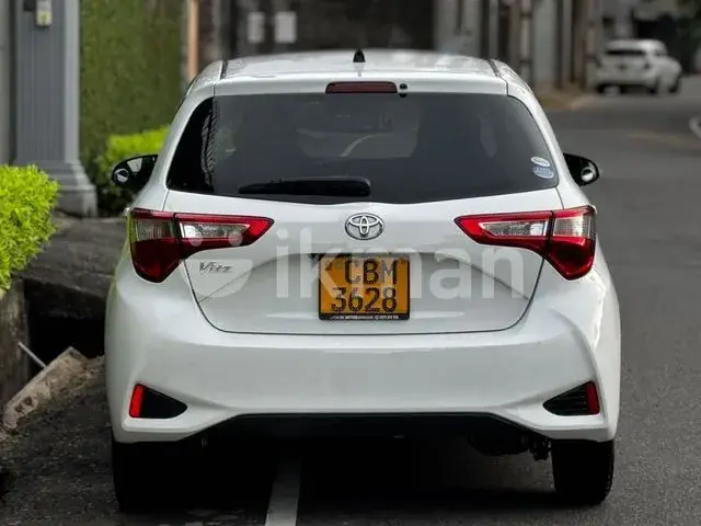 Toyota Vitz 2018 photo 5