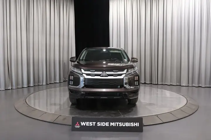 Mitsubishi Rvr 2027 photo 2