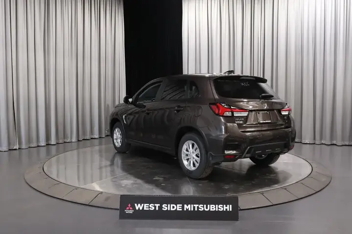 Mitsubishi Rvr 2027 photo 4