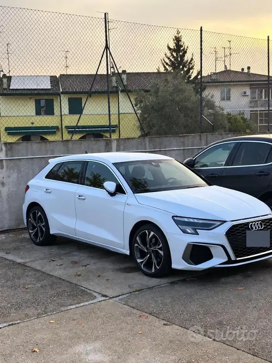 Audi A3 2024 photo 2
