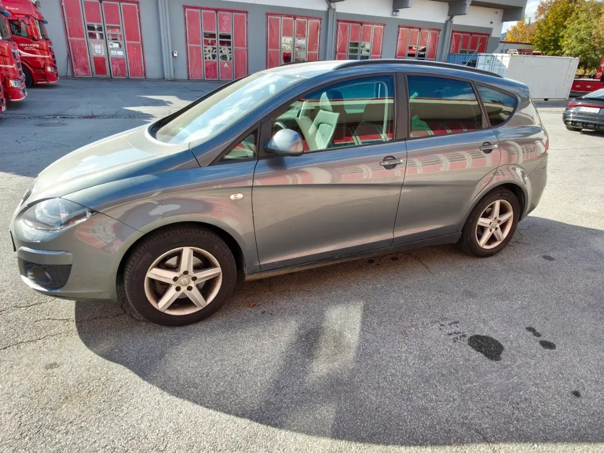 Seat Altea Xl 2013 photo 2
